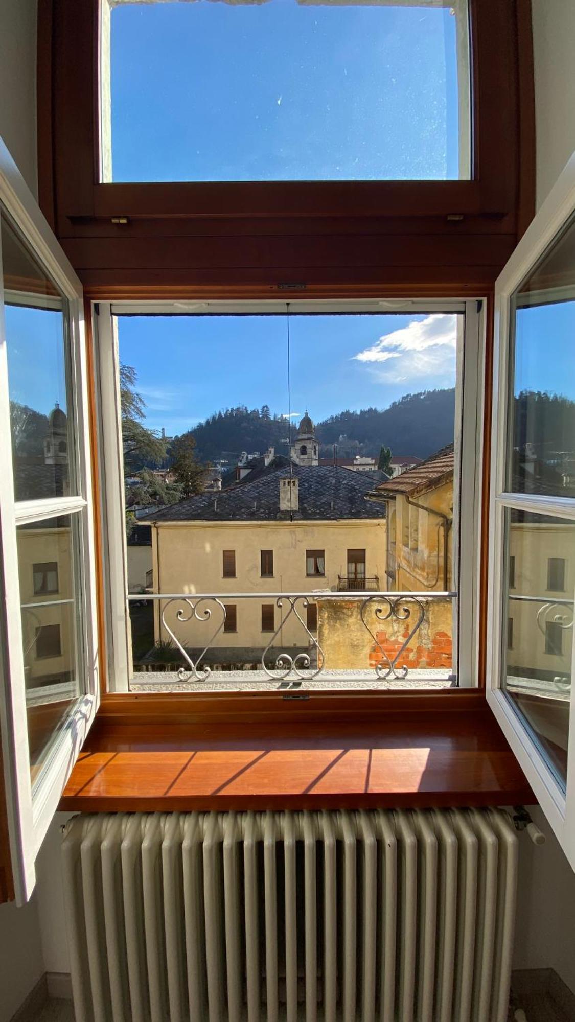 Apartmán Mantellini 2A Domodossola Exteriér fotografie